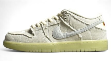 SB Dunk Low Mummy DM0774-111