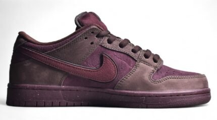 NK SB Dunk Low Premium Valentine's Day FN0619-600