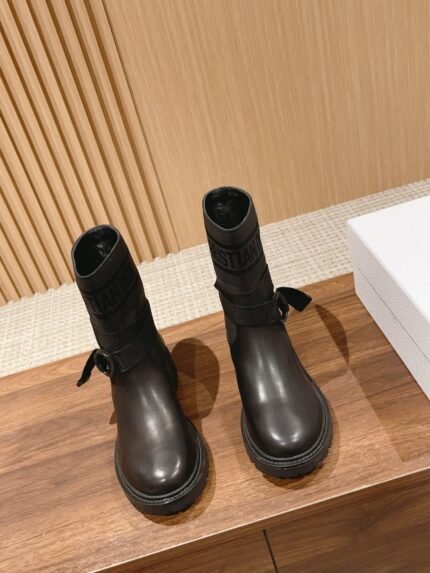 Dior autumn/Winter boots vintage work boots size：35-40 note shoes size when you fill shipping address