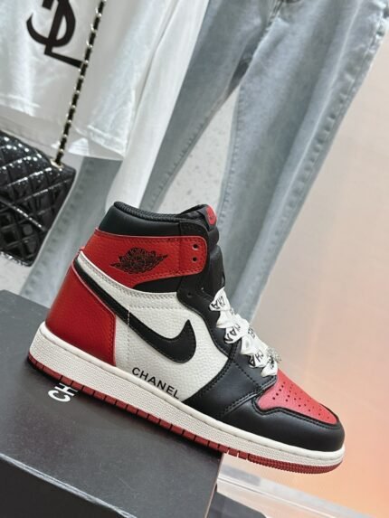 Chanel x AJ 1s sneakers top quality size: 35-39 (40.41 can be customized) note shoes size when you fill shipping address