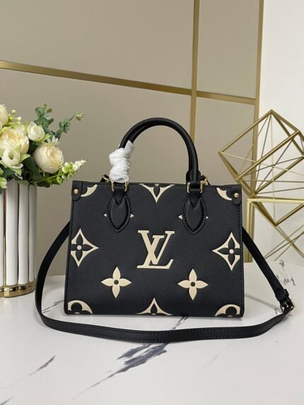 LOUIS VUITTON   M45659